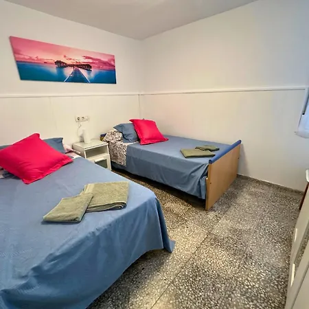 Apartamento Con Terraza A Pasos De La Playa * Torrevieja
