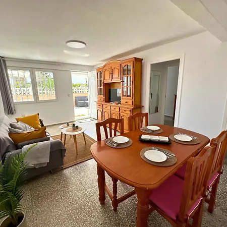 Apartamento Con Terraza A Pasos De La Playa