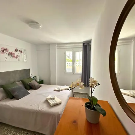 Apartamento Con Terraza A Pasos De La Playa Feriehus