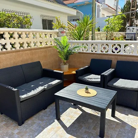 Apartamento Con Terraza A Pasos De La Playa Feriehus Torrevieja