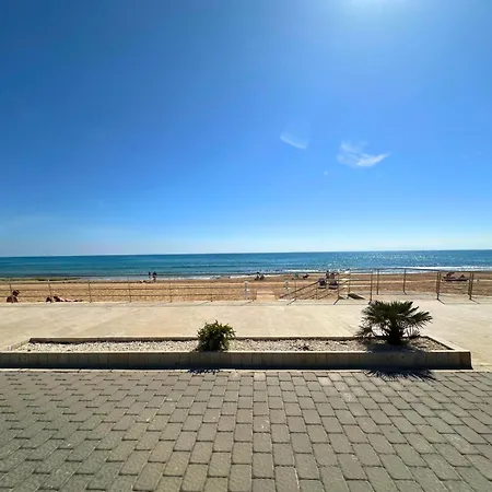 Holiday home Apartamento Con Terraza A Pasos De La Playa