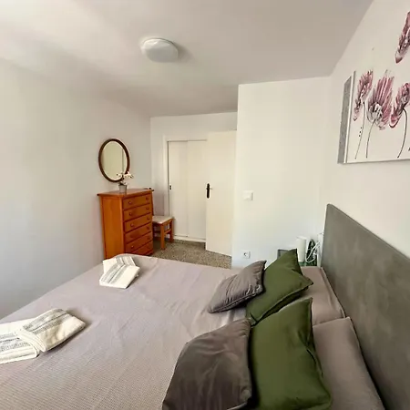 Apartamento Con Terraza A Pasos De La Playa Holiday home