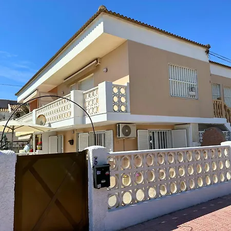 Holiday home Apartamento Con Terraza A Pasos De La Playa *