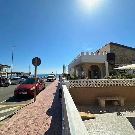 Holiday home Apartamento Con Terraza A Pasos De La Playa Torrevieja